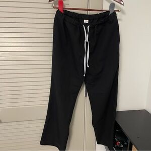Figs Pisco Scrub Pant Size Small Short in Black